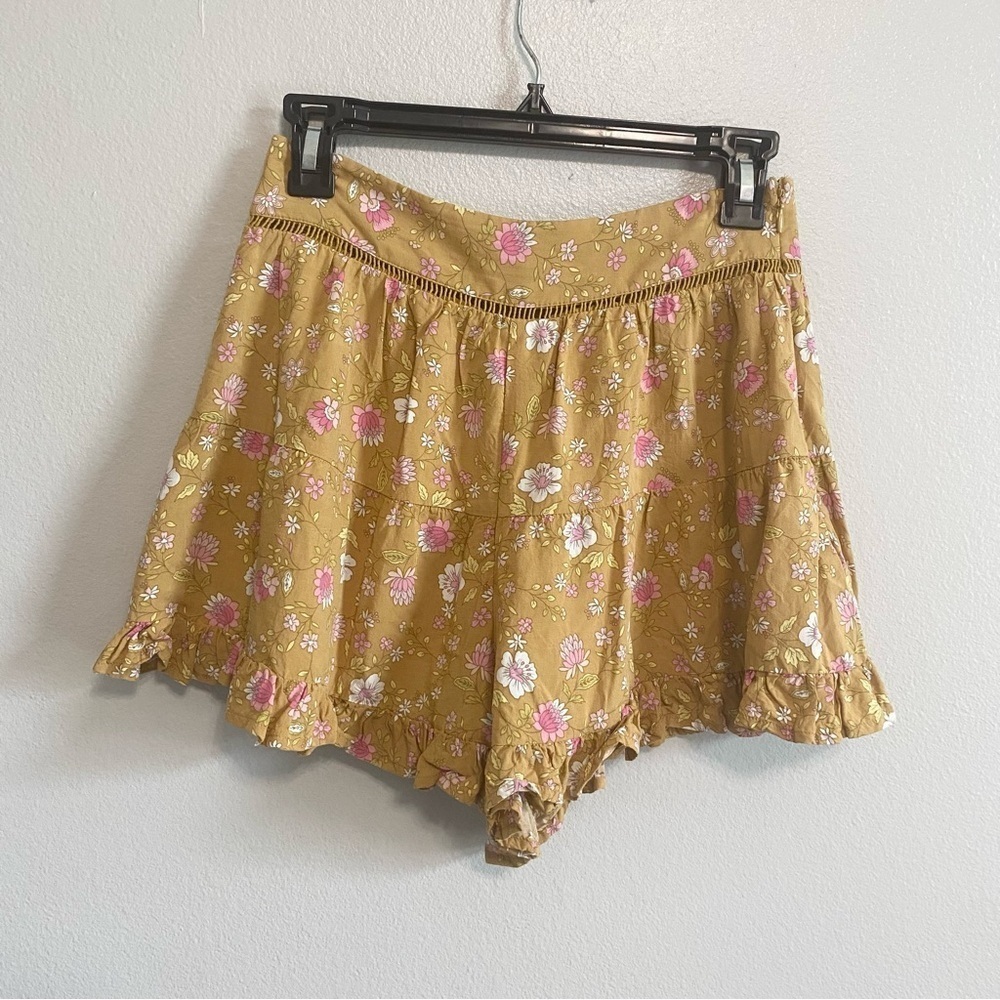 Forever 21 Yellow Gold Floral Cottage Core Shorts Size Small